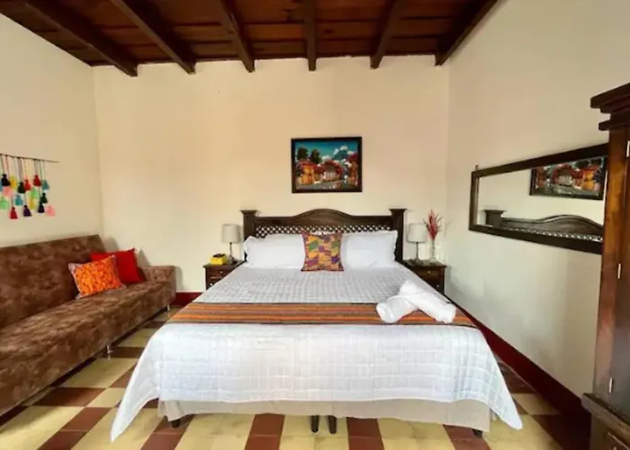 T3 Nice Apartment Just 3 Blocks From The Park